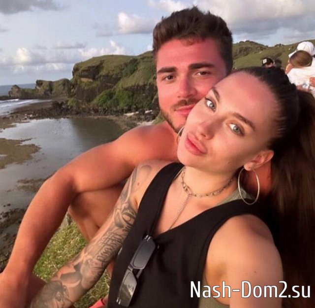 Мусульбес не считает себя виноватой в разрыве Капаклы и Африкантовой Мусульбес не считает себя виноватой в разрыве Капаклы и Африкантовой