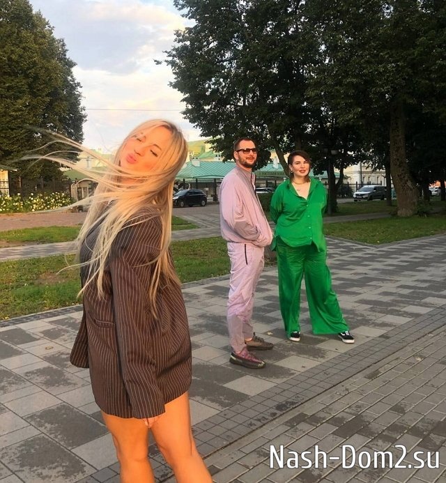 Саша Черно не сумела избавить Рахимову от депрессии Саша Черно не сумела избавить Рахимову от депрессии