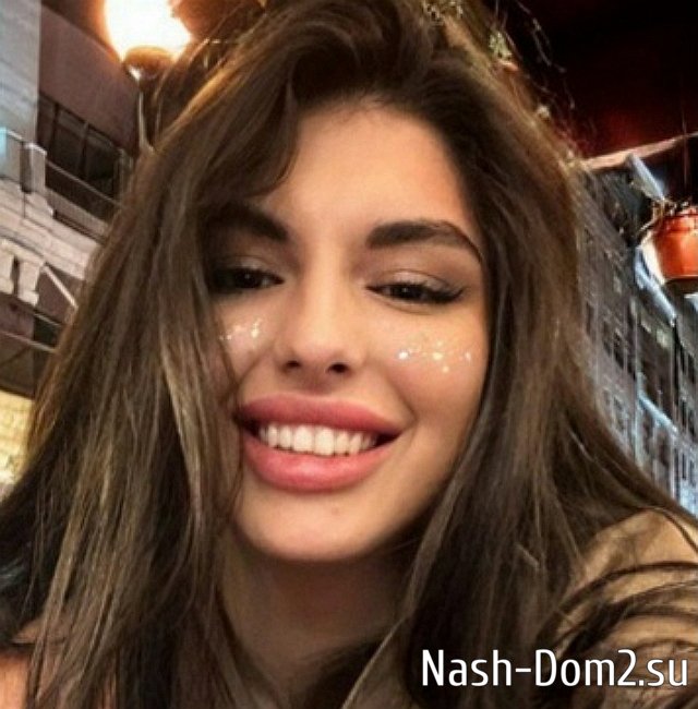 Барзиков перебрался к Самониной и Рахимовой в палатку Барзиков перебрался к Самониной и Рахимовой в палатку