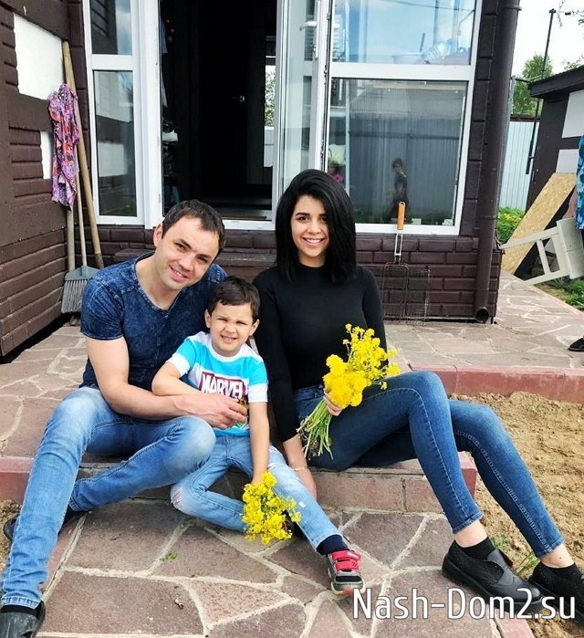 Устиненко высказала своё мнение на тему того, что Гобозов подаёт на неё в суд Устиненко высказала своё мнение на тему того, что Гобозов подаёт на неё в суд