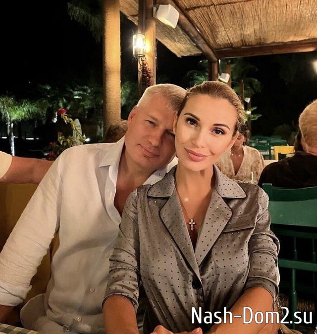 Орлова тепло и лаконично поздравила супруга с днём рождения Орлова тепло и лаконично поздравила супруга с днём рождения