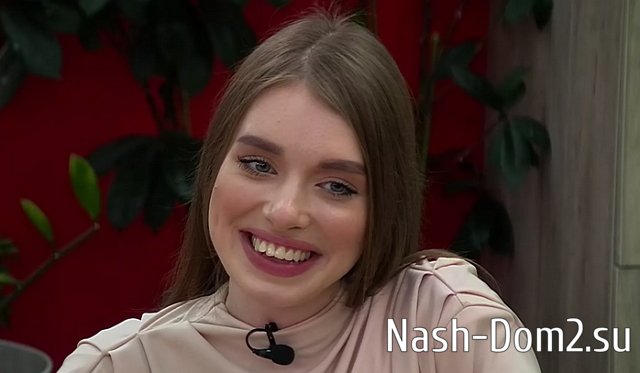 Выяснилось, что мама растила Лизу Субботину скромницей для Безуса Выяснилось, что мама растила Лизу Субботину скромницей для Безуса