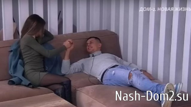 Барзиков заинтересовался новой девушкой, фанаты Бухынбалтэ начеку Барзиков заинтересовался новой девушкой, фанаты Бухынбалтэ начеку