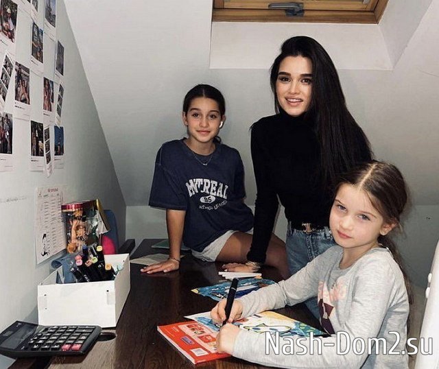 Бородина поделилась с поклонниками принципами воспитания дочерей Бородина поделилась с поклонниками принципами воспитания дочерей