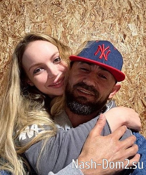 Александра Бахлаева: Молитесь, чтобы он остался жив! Александра Бахлаева: Молитесь, чтобы он остался жив!