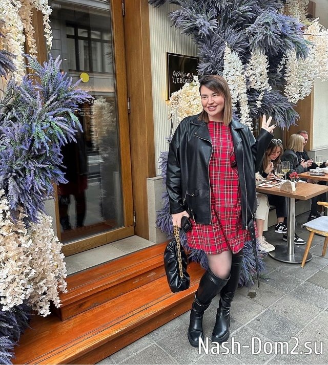 Хейтеры Саши Черно раскритиковали Дмитрия Мещерякова Хейтеры Саши Черно раскритиковали Дмитрия Мещерякова