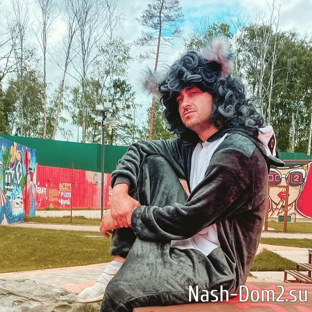 Чтобы разобраться в чувствах, Безус устроил себе «перезагрузку» Чтобы разобраться в чувствах, Безус устроил себе «перезагрузку»