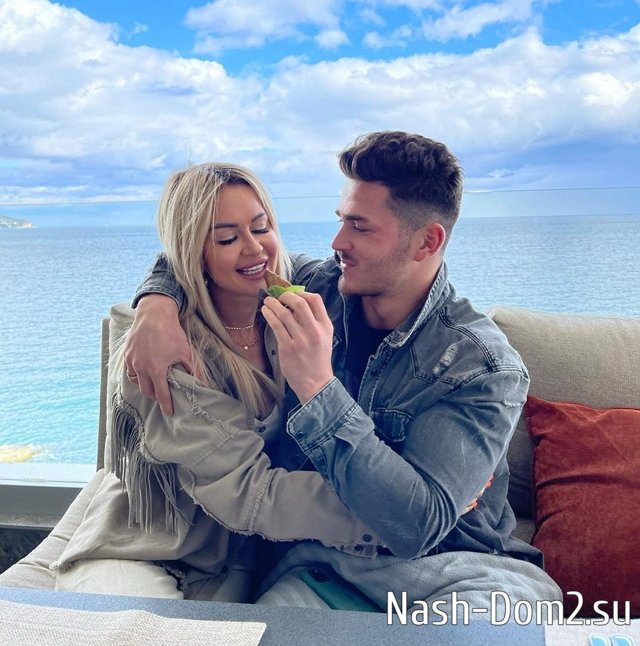 Африкантова опубликовала переписку с Капаклы перед разводом Африкантова опубликовала переписку с Капаклы перед разводом