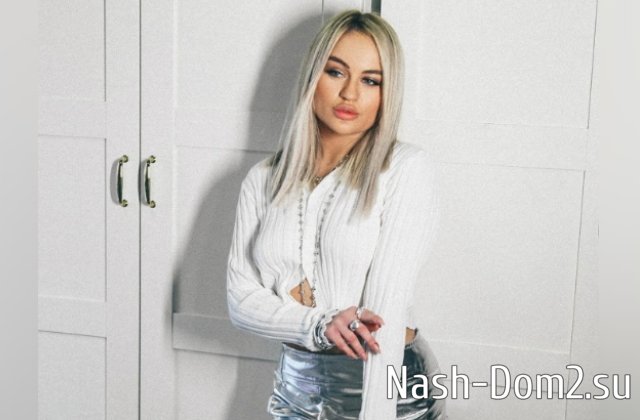 Мастер по автозагару испортил всю «перезагрузку» Рахимовой Мастер по автозагару испортил всю «перезагрузку» Рахимовой