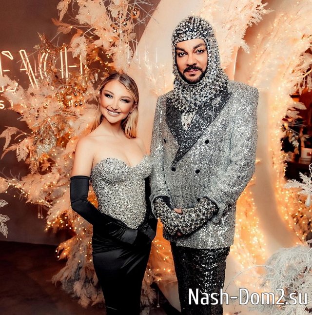 Марго Овсянникова получила в подарок от Филиппа Киркорова бриллиантовое колье Марго Овсянникова получила в подарок от Филиппа Киркорова бриллиантовое колье