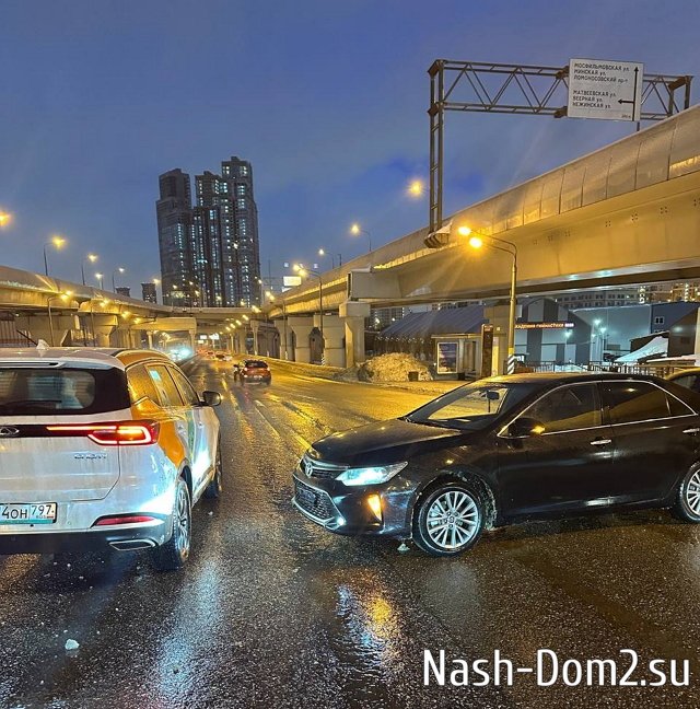 Яббаров попал в ДТП Яббаров попал в ДТП