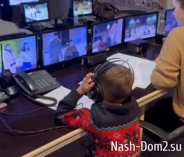 Ермолаева нарвалась на критику из-за того, что взяла сына на съемки Ермолаева нарвалась на критику из-за того, что взяла сына на съемки