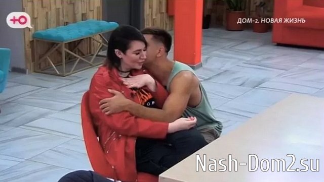 Зрители в шоке от нападок Саши Черно на Гришутину Зрители в шоке от нападок Саши Черно на Гришутину