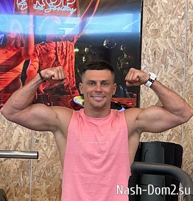 Барзиков не упустил возможности побывать на свадьбе Салибековых Барзиков не упустил возможности побывать на свадьбе Салибековых