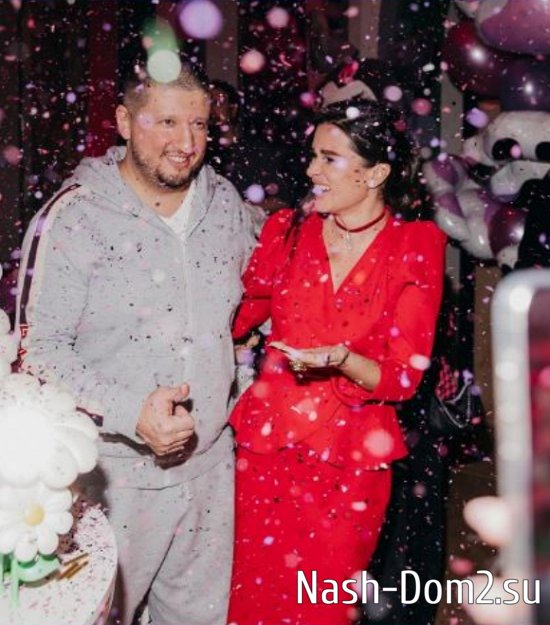 Бородина похвасталась дружбой с главным кондитером страны Бородина похвасталась дружбой с главным кондитером страны