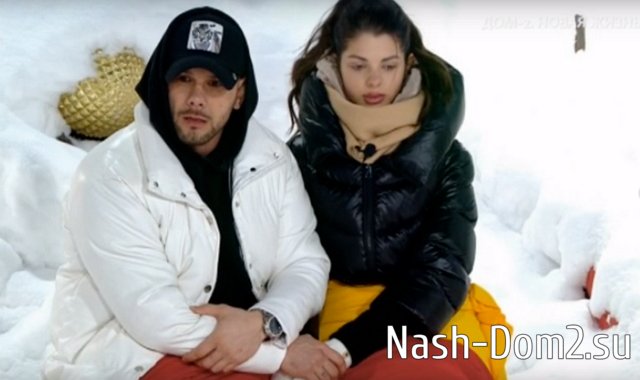 Евстроповы не могут наслаждаться счастливой семейной жизнью из-за лишнего веса? Евстроповы не могут наслаждаться счастливой семейной жизнью из-за лишнего веса?