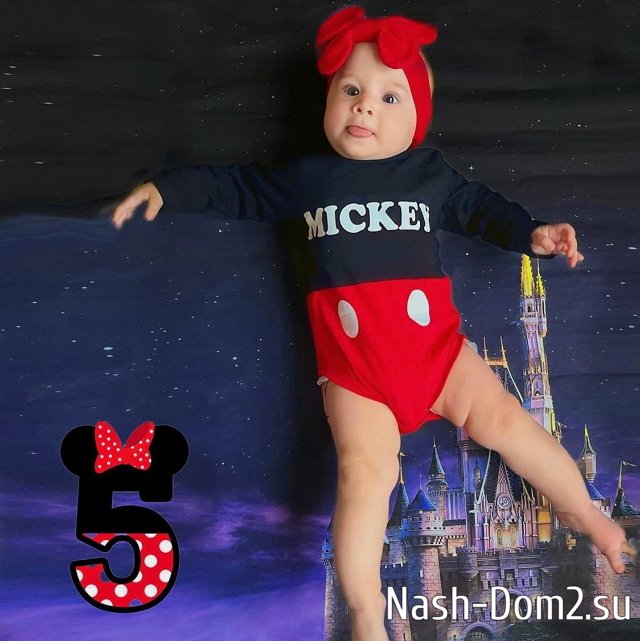 Алиана Устиненко: Лялякаешь, поёшь, смеёшься, улыбаешься... Алиана Устиненко: Лялякаешь, поёшь, смеёшься, улыбаешься...