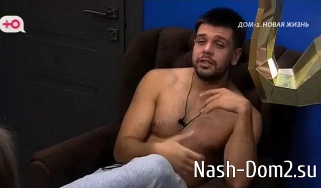 По мнению Саши Черно, Дмитрий Мещеряков «зажрался» По мнению Саши Черно, Дмитрий Мещеряков «зажрался»