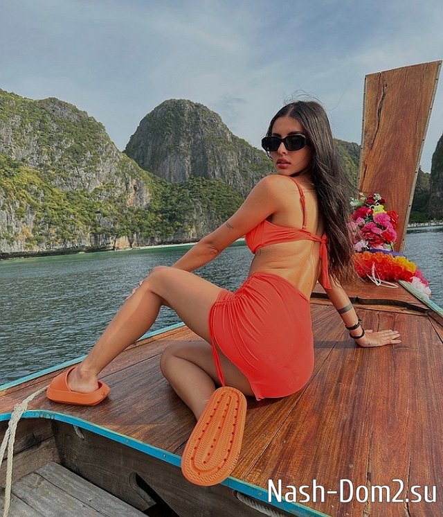 Кристина Бухынбалтэ: Признаюсь честно, во мне как будто что-то умерло… Кристина Бухынбалтэ: Признаюсь честно, во мне как будто что-то умерло…