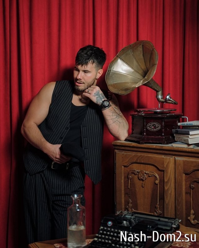 Сергей Хорошев: Ночной свет, все запутано Сергей Хорошев: Ночной свет, все запутано