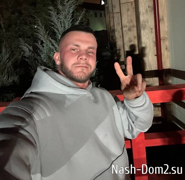 Алексей Горячий задумался о возвращении на Дом-2 Алексей Горячий задумался о возвращении на Дом-2