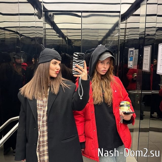 Алена Опенченко: Я долго сидел в квартире... Алена Опенченко: Я долго сидел в квартире...