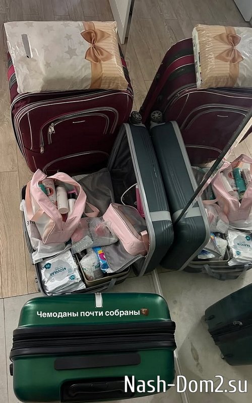 Анна Евстропова переехала в новую квартиру Анна Евстропова переехала в новую квартиру