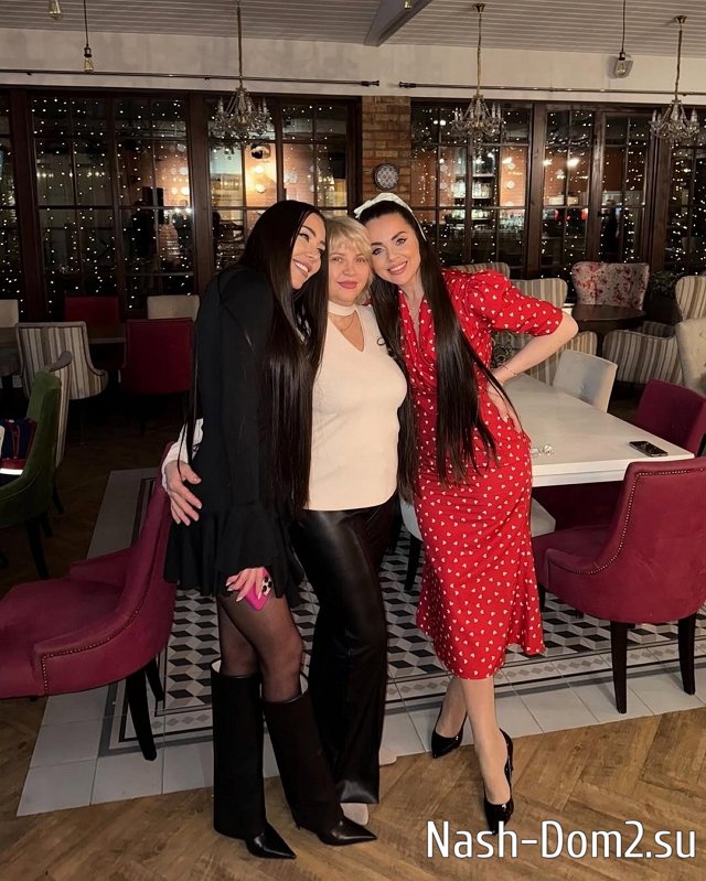 Ольга Рапунцель: Праздник в кругу родных и близких Ольга Рапунцель: Праздник в кругу родных и близких