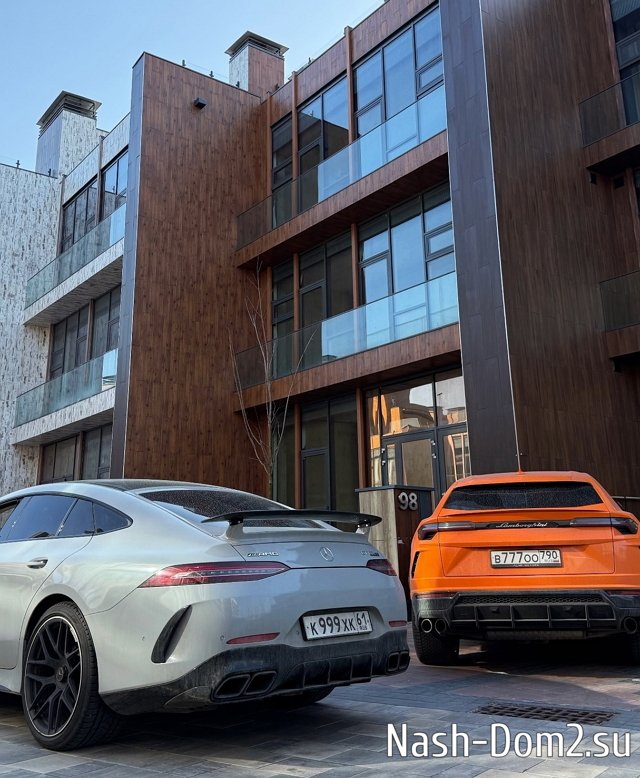 Арай Чобанян: Мне тут трек посвятили Арай Чобанян: Мне тут трек посвятили