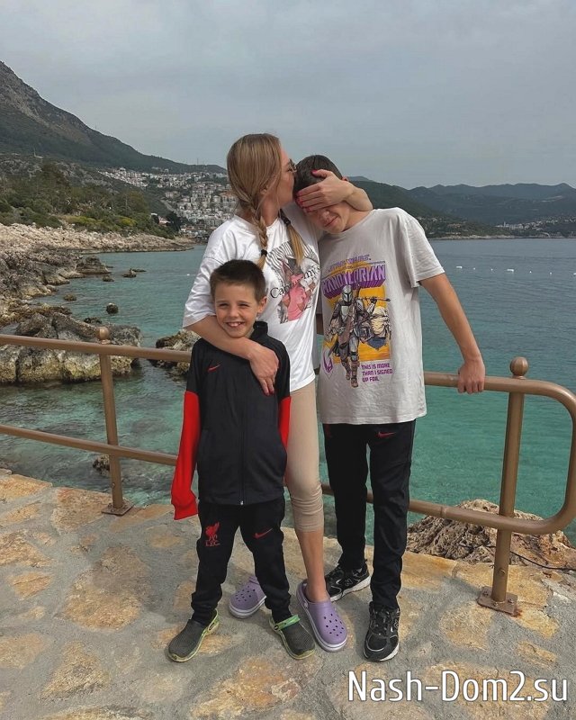 Фото детей участников Дома-2 (25.04.2025) Фото детей участников Дома-2 (25.04.2025)