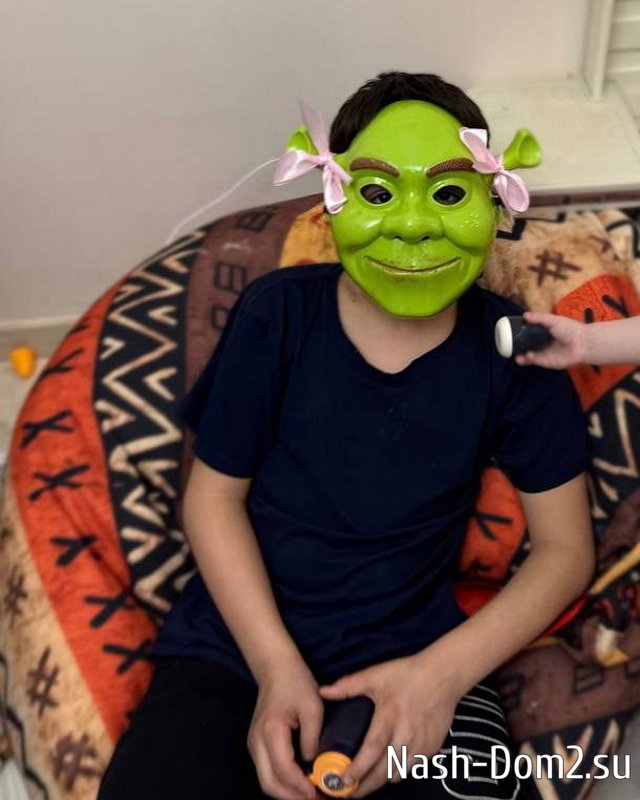 Подписчики Алианы Устиненко поздравили её сына с днём рождения Подписчики Алианы Устиненко поздравили её сына с днём рождения