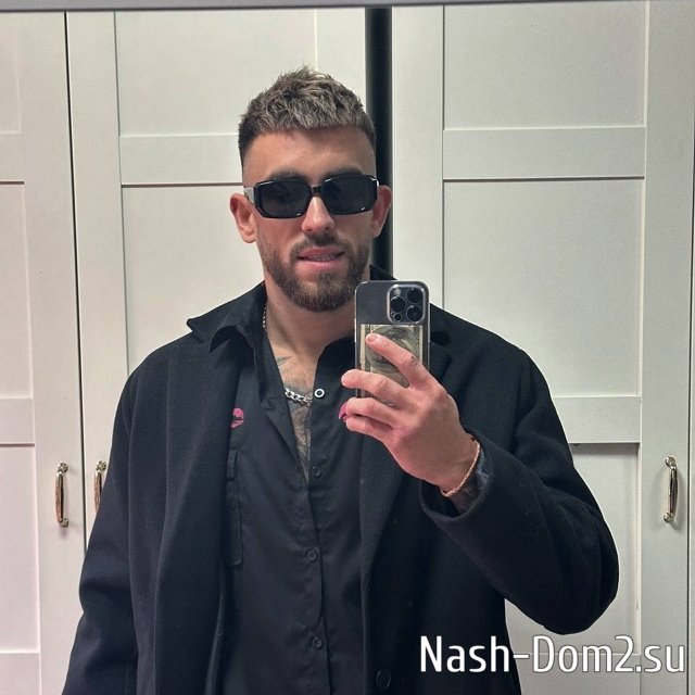 Игорю Григорьеву нужно срочно посоветоваться с родителями Игорю Григорьеву нужно срочно посоветоваться с родителями