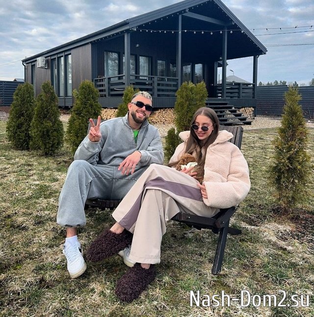 Игорь Григорьев троллит бывшую возлюбленную Игорь Григорьев троллит бывшую возлюбленную