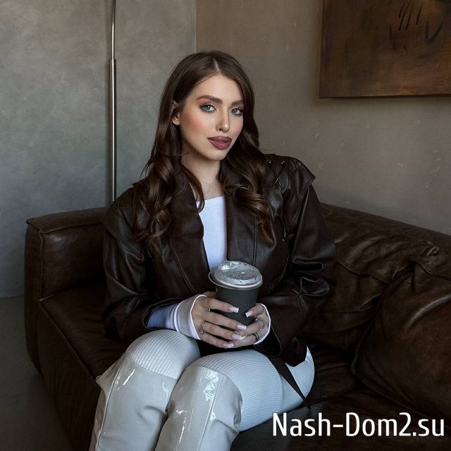 Лиза Субботина одурачила руководство телестройки? Лиза Субботина одурачила руководство телестройки?