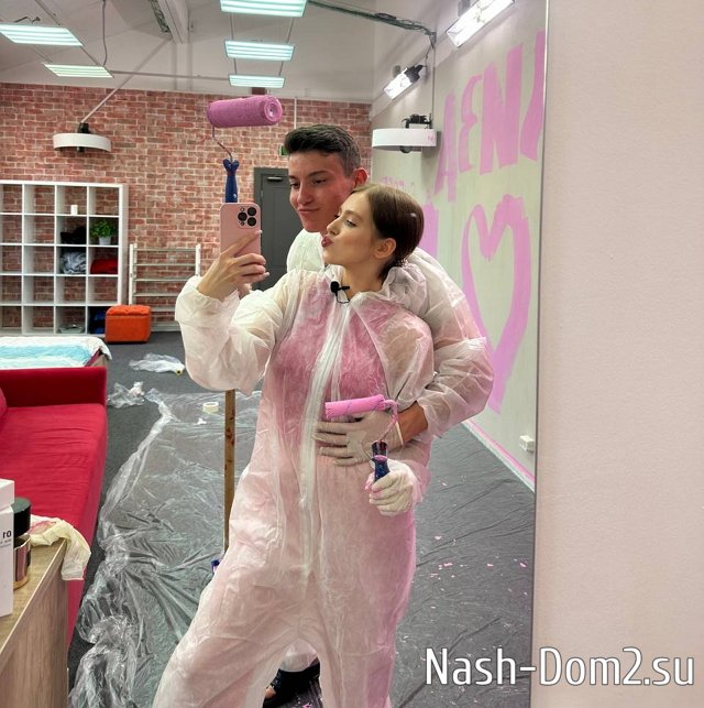 Лиза Субботина считает себя самой стильной на Доме-2 Лиза Субботина считает себя самой стильной на Доме-2