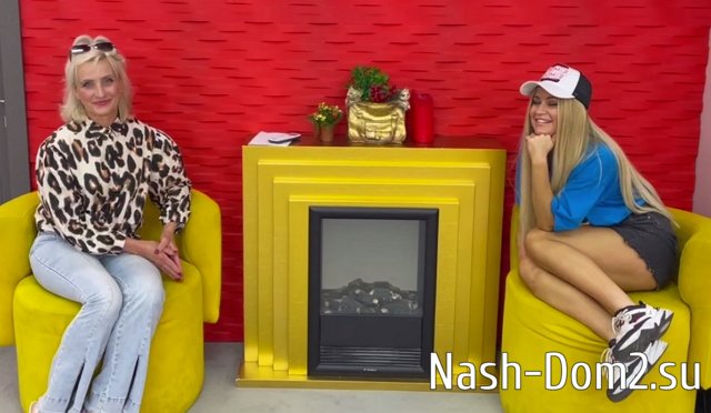 Элина Рахимова осуждает методы воспитания своей мамы Элина Рахимова осуждает методы воспитания своей мамы