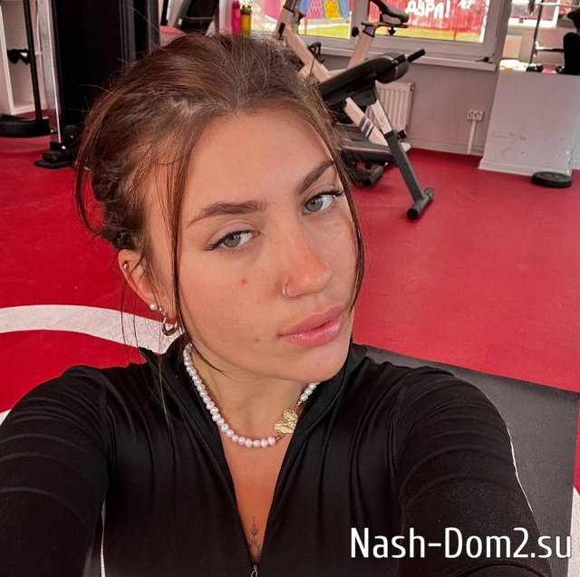 Сергей Хорошев наслаждается жизнью в компании Кати Мысиковой Сергей Хорошев наслаждается жизнью в компании Кати Мысиковой