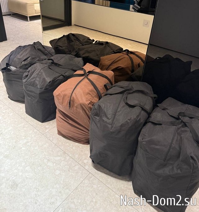 Елена Хромина сбежала от парня-агрессора Елена Хромина сбежала от парня-агрессора