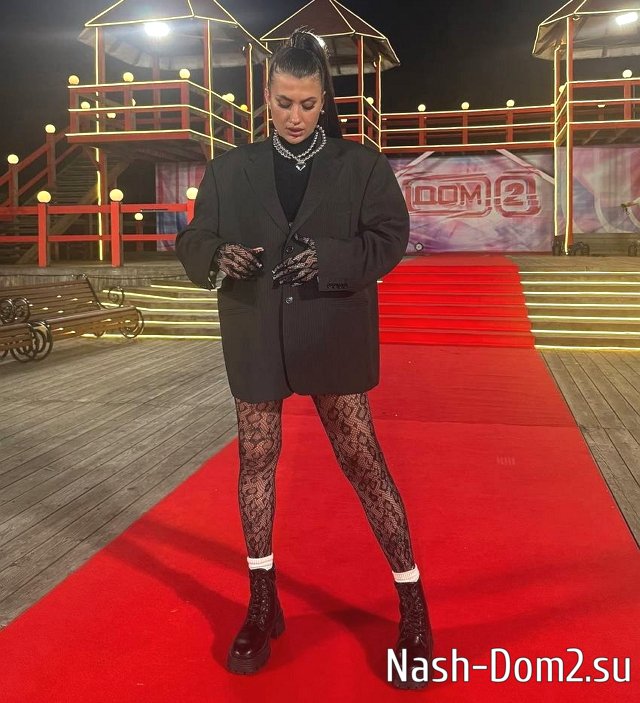 Новой роковухой проекта стала Катя Мысикова Новой роковухой проекта стала Катя Мысикова