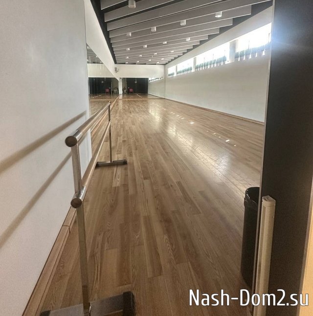 Яна Тырлышкина приглашает фанаток на открытый урок по танцам Яна Тырлышкина приглашает фанаток на открытый урок по танцам