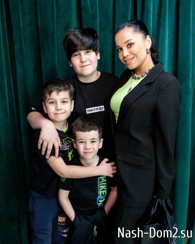 Фото детей участников Дома-2 (22.07.2025) Фото детей участников Дома-2 (22.07.2025)