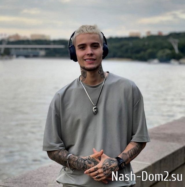 Марго Овсянникова приступила к съёмкам сериала «Друзья» Марго Овсянникова приступила к съёмкам сериала «Друзья»