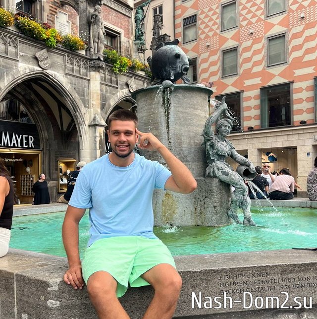 Дмитрий Мещеряков: У неё один и тот же сценарий Дмитрий Мещеряков: У неё один и тот же сценарий