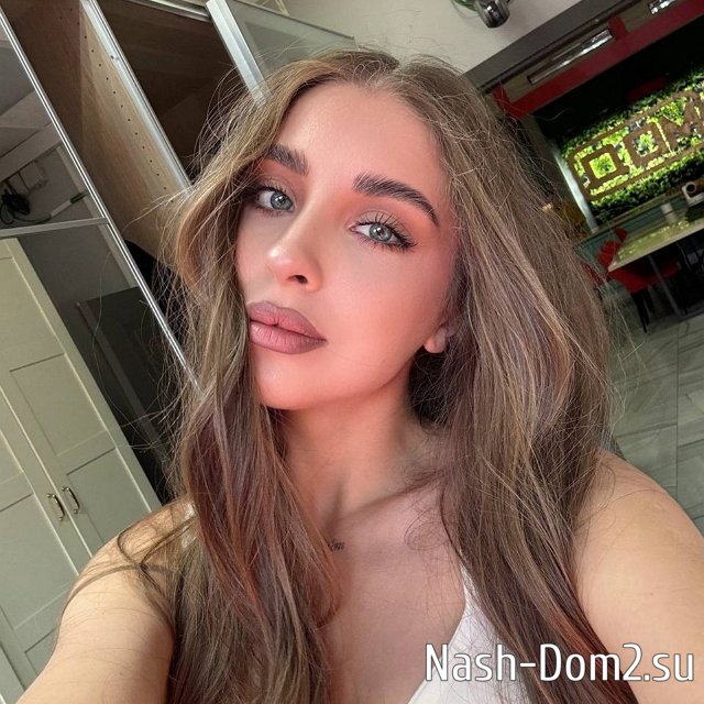 Тигран Салибеков застал Катю Квашникову под дверью изолятора Тигран Салибеков застал Катю Квашникову под дверью изолятора