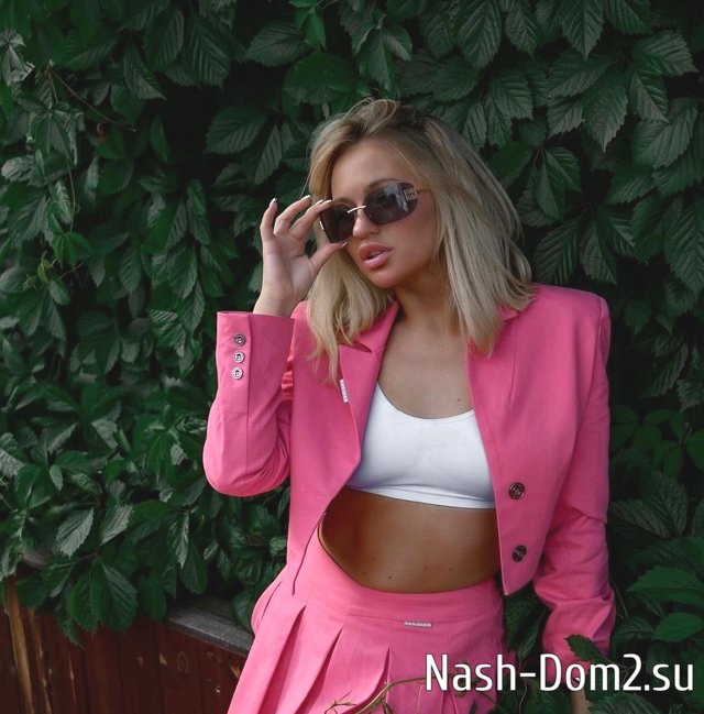 Рахимова предрекает скорое расставание Квашниковой и Григорьева Рахимова предрекает скорое расставание Квашниковой и Григорьева