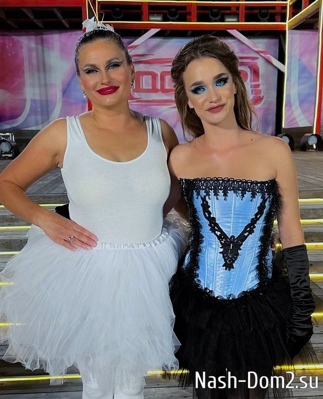 Тёща Салибекова поддержала его в финале конкурса «Новые имена» Тёща Салибекова поддержала его в финале конкурса «Новые имена»