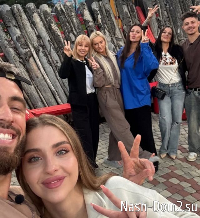 Игорь Григорьев познакомил родных Никиты Гуранда с Оливкой Игорь Григорьев познакомил родных Никиты Гуранда с Оливкой