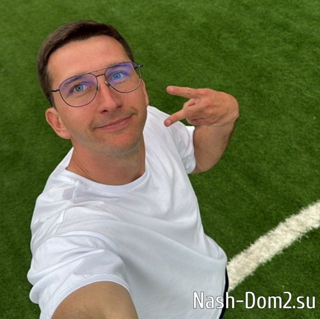 Дмитрий Луковкин должен сделать счастливой Настю Филиппову Дмитрий Луковкин должен сделать счастливой Настю Филиппову