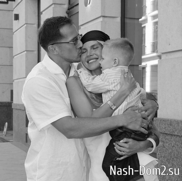 Анна Стрелкова: Я благодарна проекту за мужа, и только Анна Стрелкова: Я благодарна проекту за мужа, и только