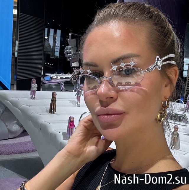 Марина Африкантова отметила день рождение в Таиланде Марина Африкантова отметила день рождение в Таиланде